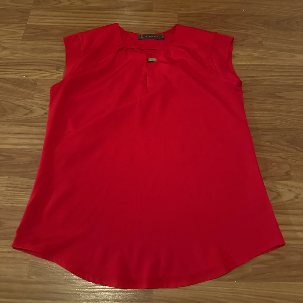 Beautiful Outback Red red blouse! Size S